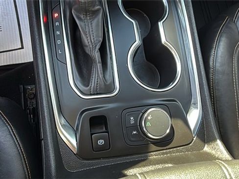 Used 2021 Chevrolet Traverse RS w/ LPO, Floor Liner Package image 23