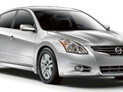 Used 2012 Nissan Altima 3.5 SR w/ Sport Pkg image 1