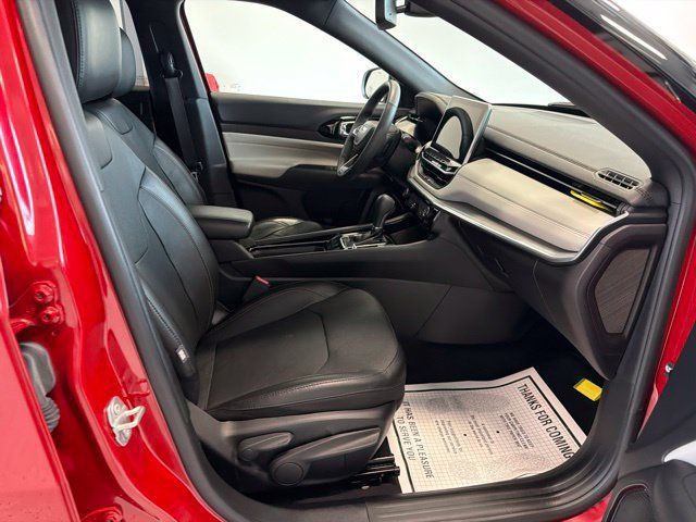 Used 2023 Jeep Compass Limited w/ Sun and Sound Group AWD/4WD image 32