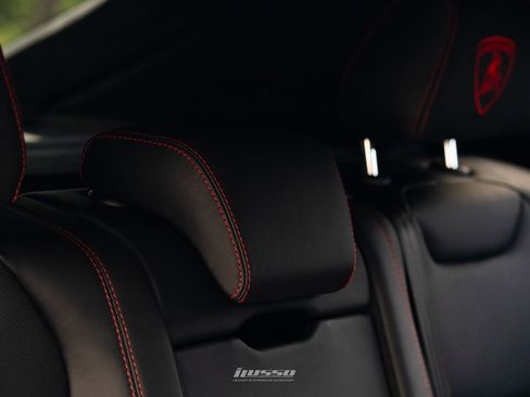 Used 2021 Lamborghini Urus image 51