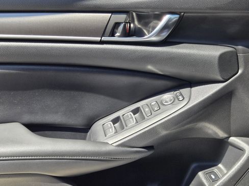Used 2021 Honda Accord Hybrid image 20