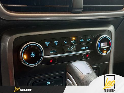 Used 2020 Ford EcoSport SE w/ SE Convenience Package FWD image 19
