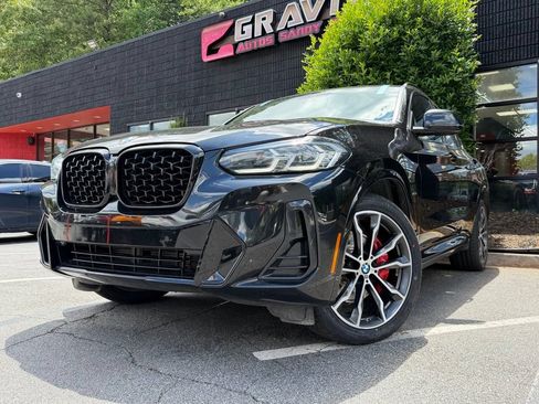 Used 2022 BMW X4 xDrive30i AWD/4WD image 2