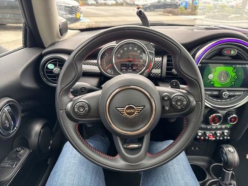 Used 2019 MINI Cooper S w/ Signature Upholstery Package image 17