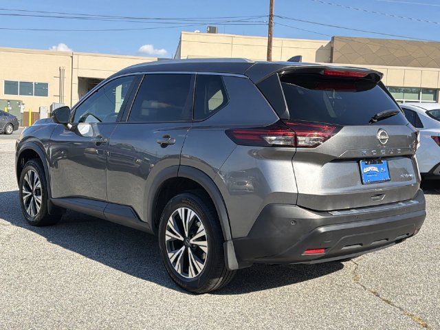 Used 2022 Nissan Rogue SV w/ SV Premium Package AWD/4WD image 11