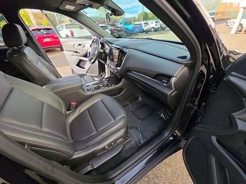 Used 2023 Chevrolet Traverse LT AWD/4WD image 26