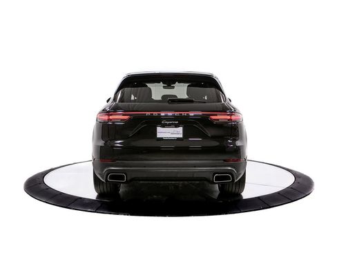 Certified 2023 Porsche Cayenne AWD/4WD image 6