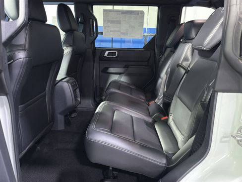 New 2026 Ford Bronco Outer Banks AWD/4WD image 30