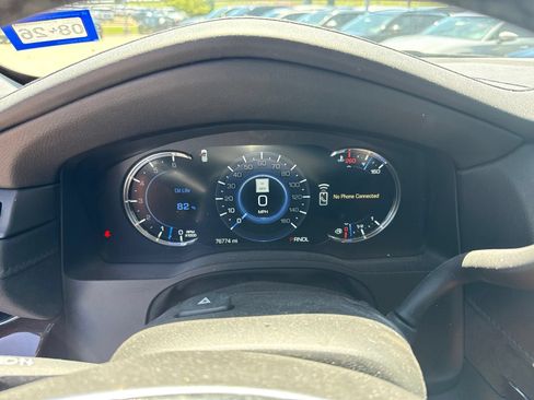 Used 2019 Cadillac Escalade Luxury AWD/4WD image 14