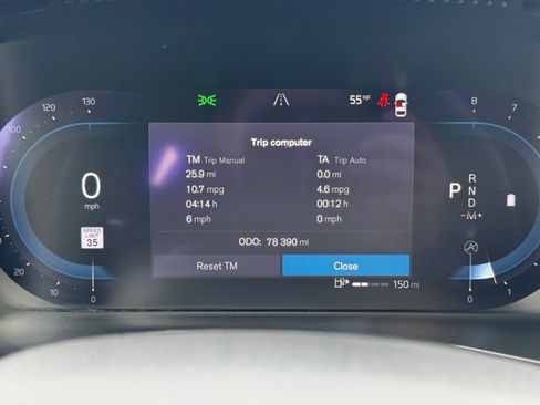 Used 2023 Volvo XC40 B5 Core AWD/4WD image 14