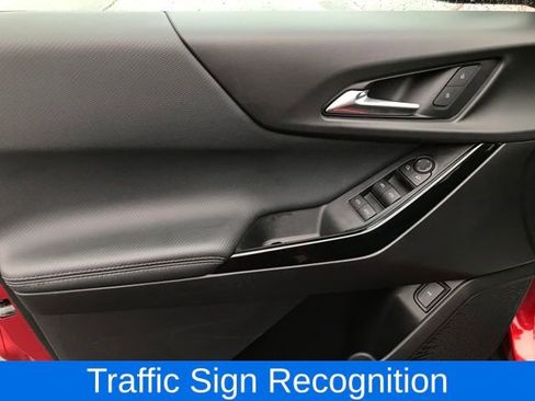 Certified 2025 Chevrolet Equinox LT w/ Convenience Package II image 15