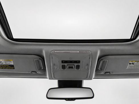 Used 2021 Toyota RAV4 XLE w/ Convenience Package FWD image 10