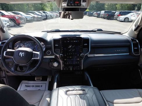 Used 2022 RAM 1500 Limited AWD/4WD image 19
