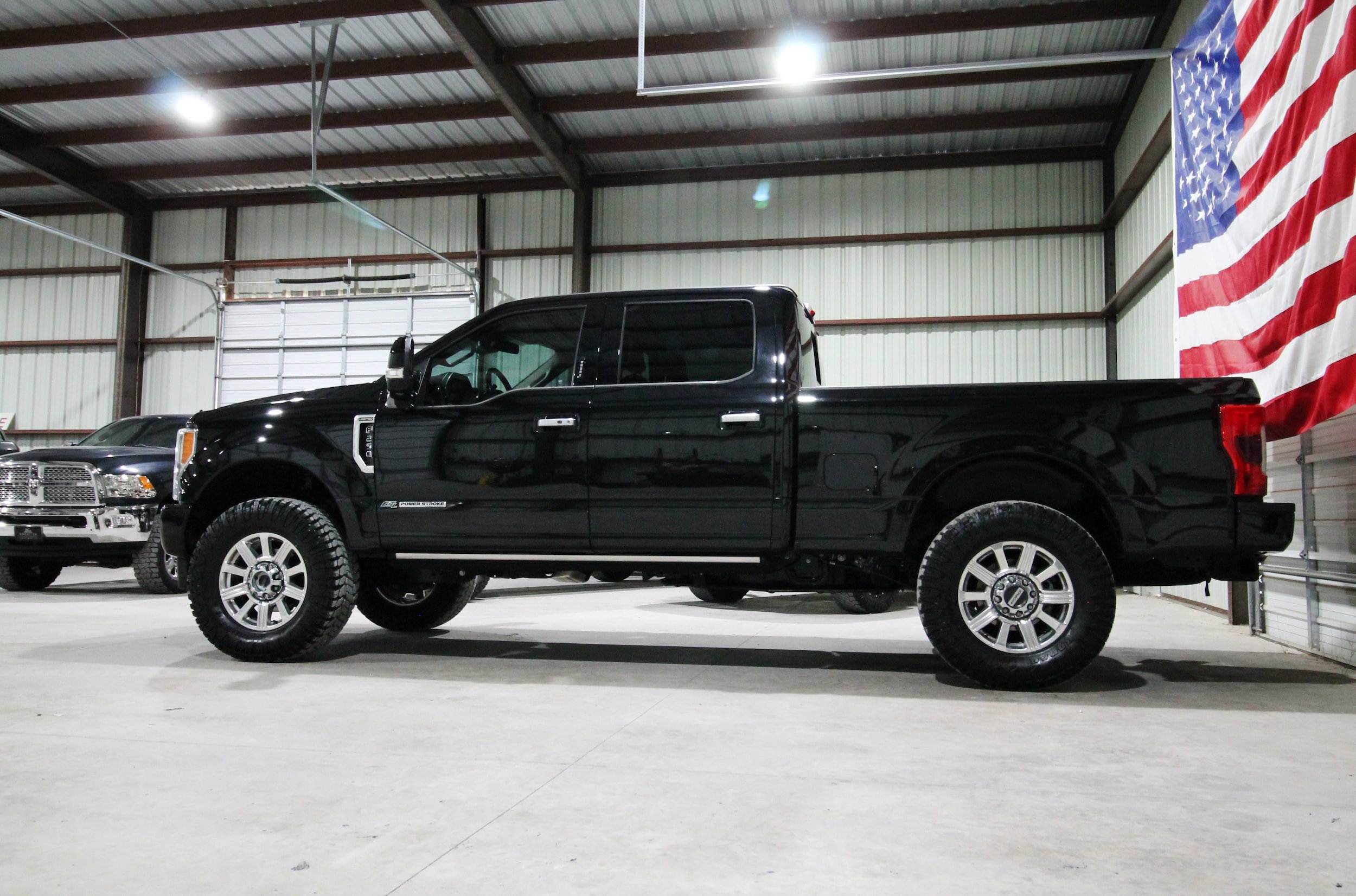 Used 2019 Ford F250 Limited AWD/4WD image 6