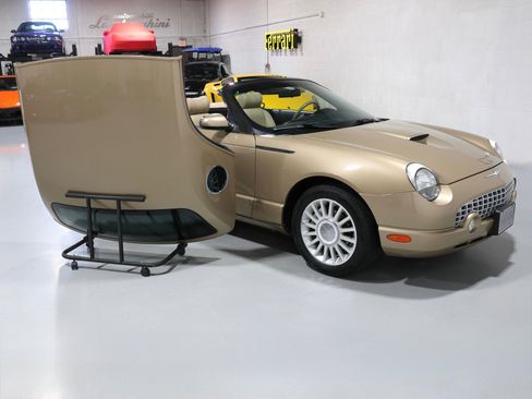 Used 2005 Ford Thunderbird image 6