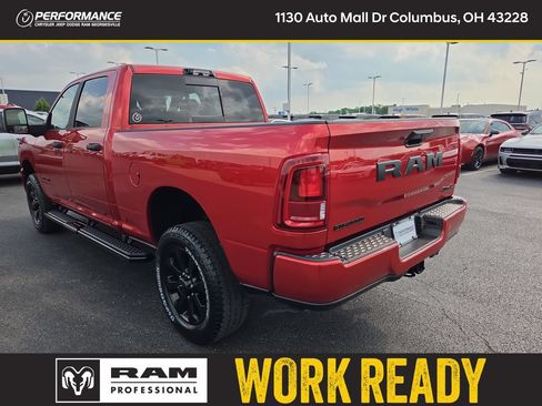 New 2026 RAM 2500 Big Horn AWD/4WD image 5