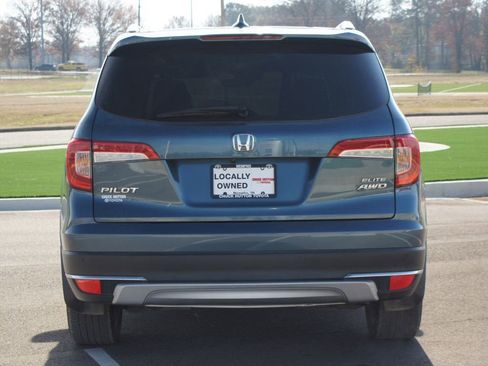 Used 2019 Honda Pilot Elite image 3