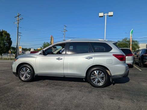 Used 2020 Nissan Pathfinder S FWD image 6