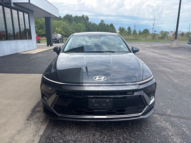 Used 2025 Hyundai Sonata SEL FWD image 8