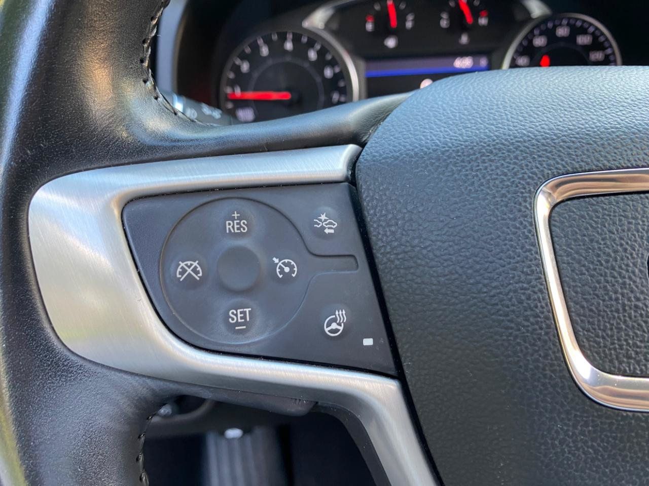 Used 2022 GMC Terrain SLT w/ Tech Package AWD/4WD image 60