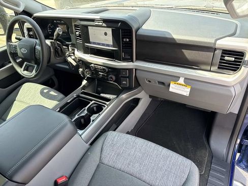 New 2026 Ford F250 XLT w/ FX4 Off-Road Package AWD/4WD image 17