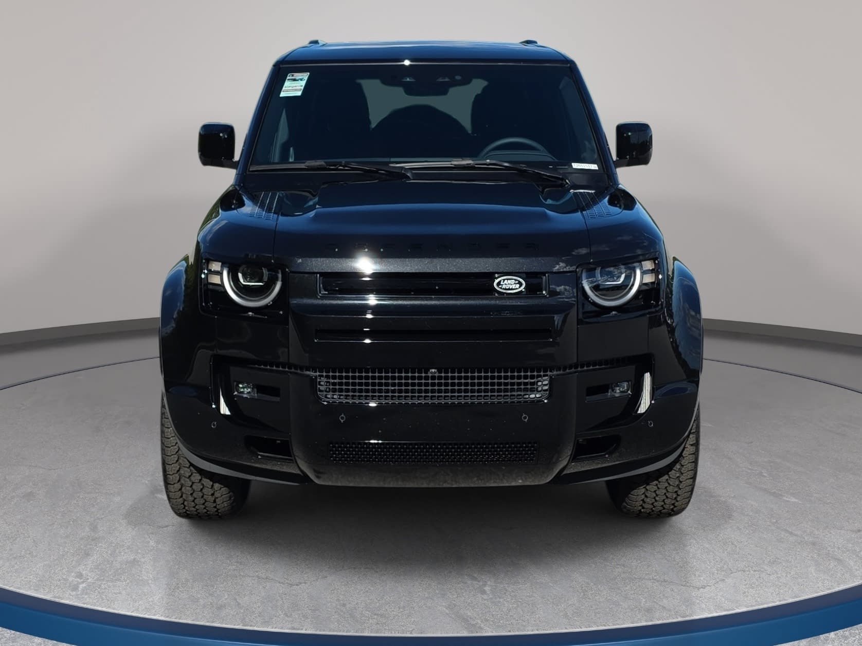New 2026 Land Rover Defender 110 X-Dynamic SE AWD/4WD image 2