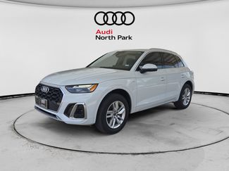 Used 2023 Audi Q5 2.0T Premium w/ Convenience Package AWD/4WD video 1
