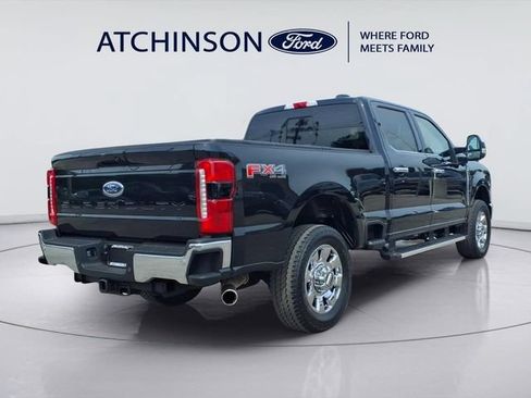 Used 2026 Ford F250 Lariat w/ Lariat Premium Package AWD/4WD image 5