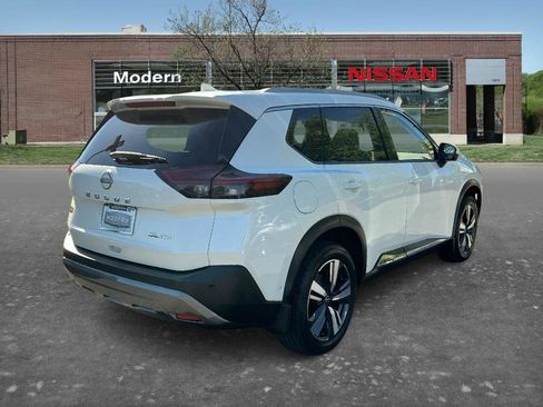 Certified 2023 Nissan Rogue SL w/ SL Premium Package AWD/4WD image 4