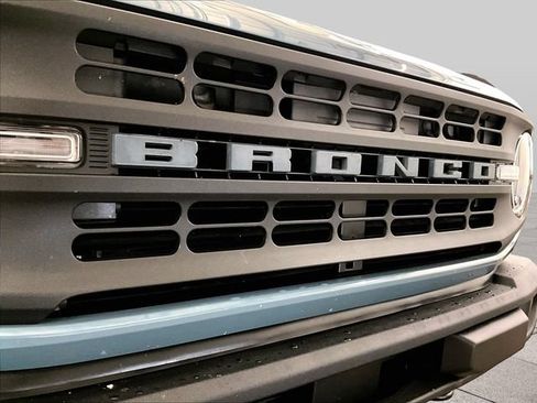 Used 2022 Ford Bronco 2-Door AWD/4WD image 29