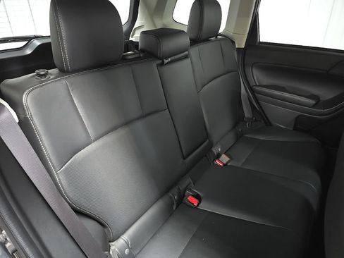 Used 2014 Subaru Forester 2.0XT Touring AWD/4WD image 31