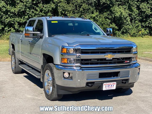 Used 2018 Chevrolet Silverado 2500 LTZ w/ Vortec Plus Package AWD/4WD image 9