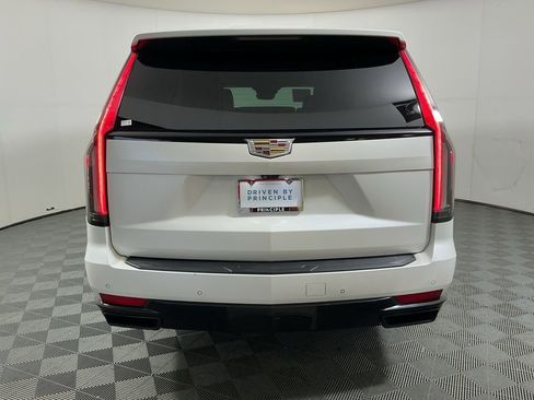 Used 2021 Cadillac Escalade Sport w/ Driver Assist Tech Package AWD/4WD image 6