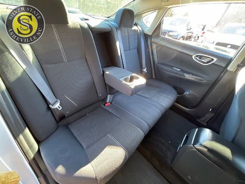 Used 2015 Nissan Sentra S image 20