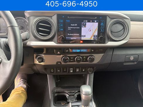 Used 2018 Toyota Tacoma Limited RWD image 23