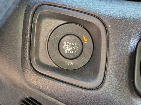 Used 2024 Jeep Wrangler Sport image 25