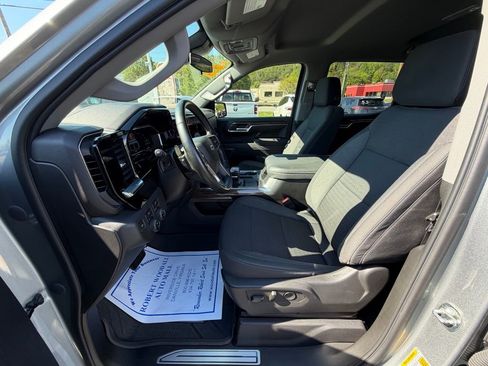 Used 2023 Chevrolet Silverado 1500 RST w/ Convenience Package II image 18