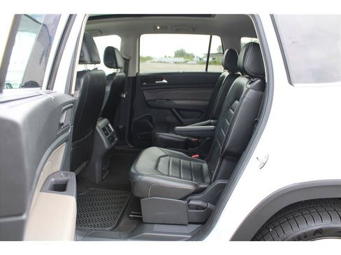 Used 2021 Volkswagen Atlas SEL Premium AWD/4WD image 12