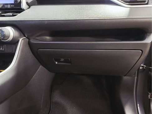 Used 2022 Toyota RAV4 XLE Premium AWD/4WD image 54