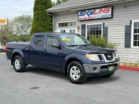 Used 2011 Nissan Frontier SV w/ SV Premium Utility Pkg AWD/4WD image 4
