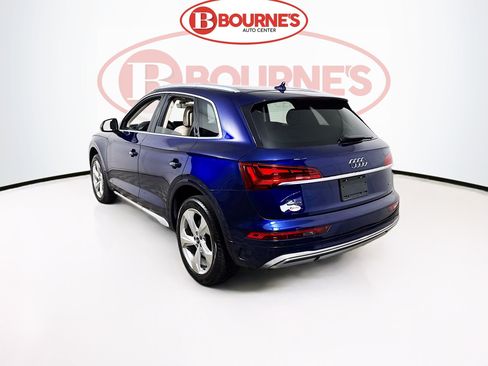 Used 2021 Audi Q5 Prestige w/ Prestige Package AWD/4WD image 9