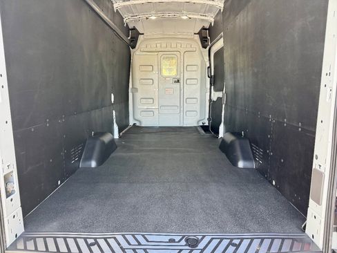 Used 2025 Ford Transit 250 148 High Roof Extended w/ Load Area Protection Package RWD image 9