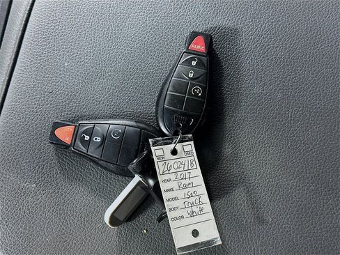 Used 2017 RAM 1500 Big Horn image 35