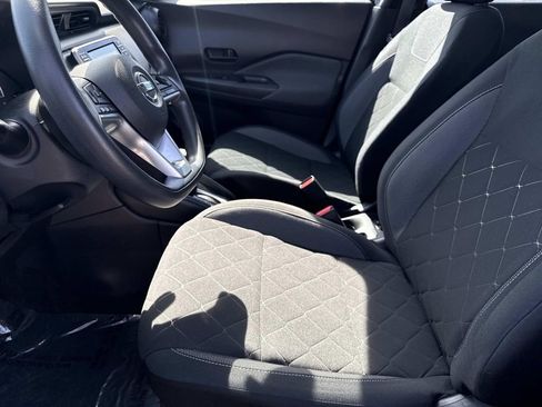 Used 2019 Nissan Kicks S w/ Exterior Package image 18