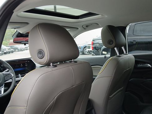 New 2026 Chevrolet Trax ACTIV w/ Sunroof Package image 20