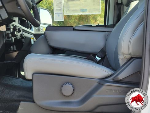 New 2025 Ford F450 XL w/ XL Chrome Package AWD/4WD image 20