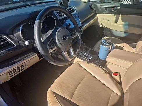 Used 2016 Subaru Legacy 2.5i Limited AWD/4WD image 3