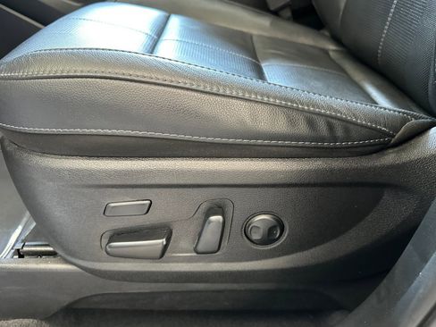Used 2020 Kia Telluride SX w/ Towing Package FWD image 14