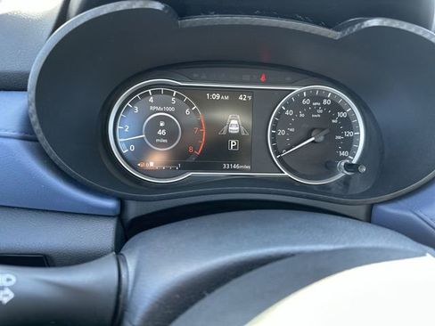 Used 2024 Nissan Versa SV image 12