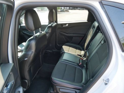 Used 2025 Ford Escape ST-Line AWD/4WD image 11